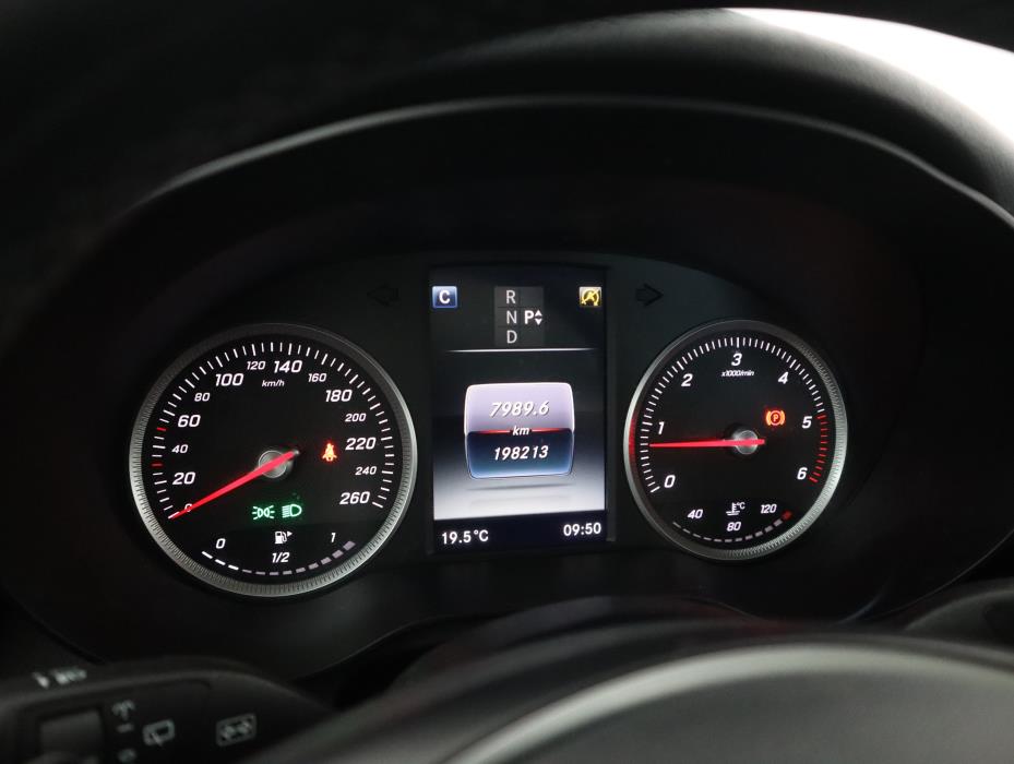 MERCEDES-BENZ GLC 2016