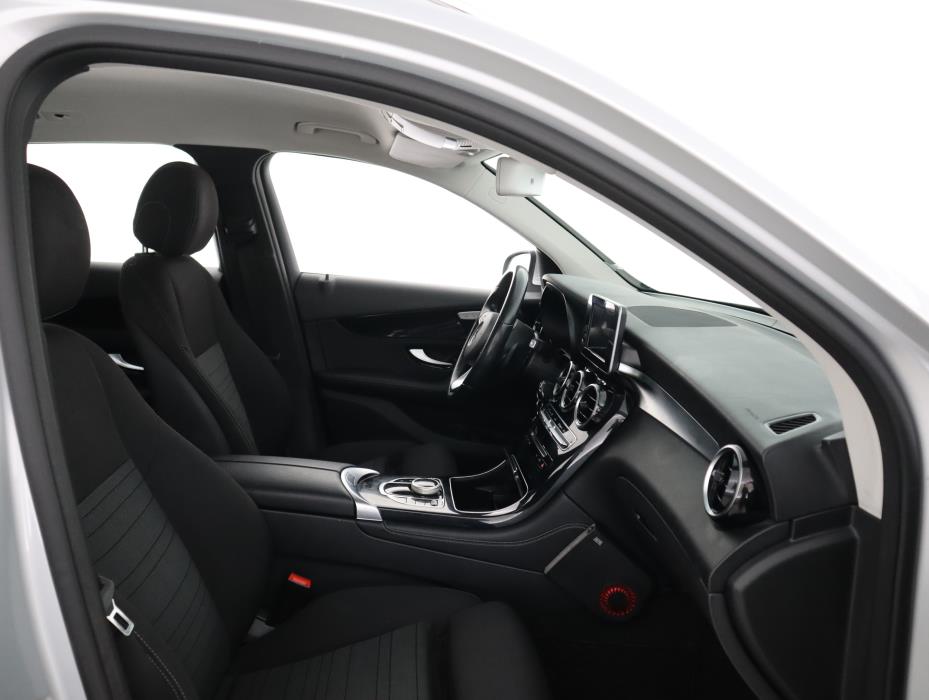 MERCEDES-BENZ GLC 2016