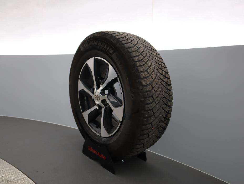 TOYOTA Hilux 2020