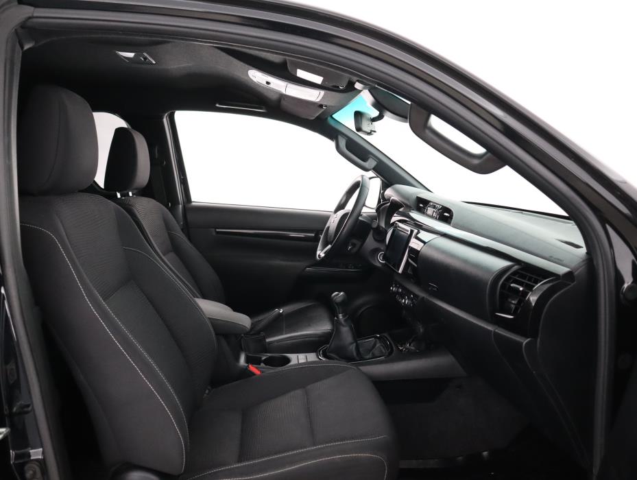 TOYOTA Hilux 2020