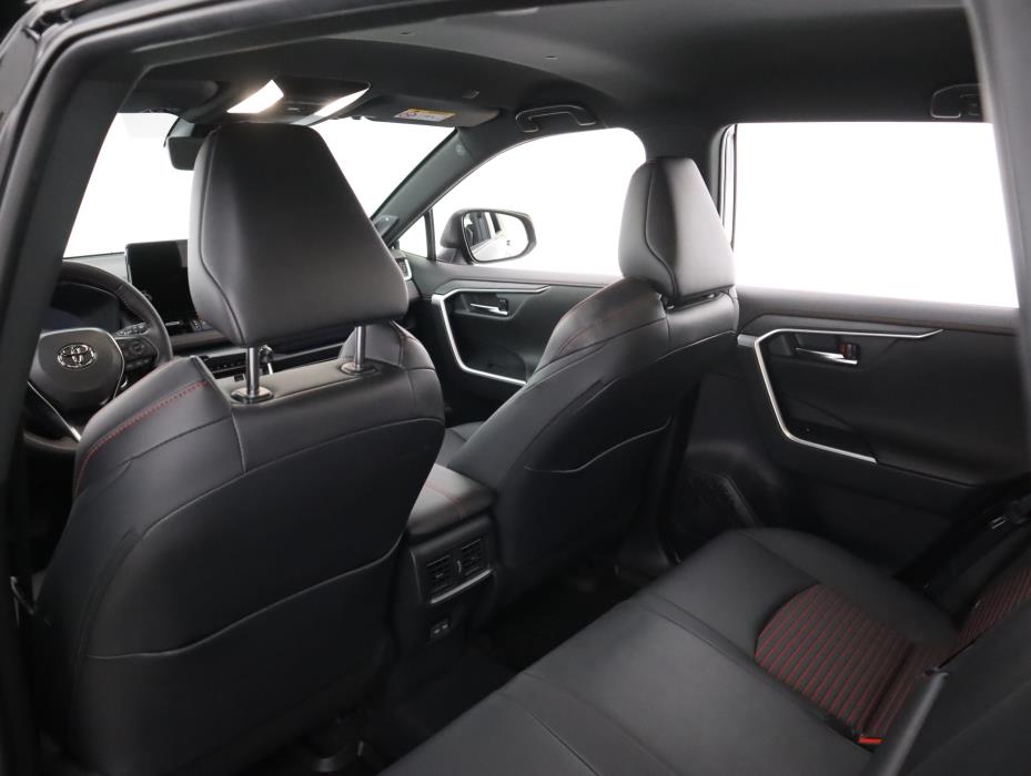 TOYOTA RAV4 Plug-in 2025