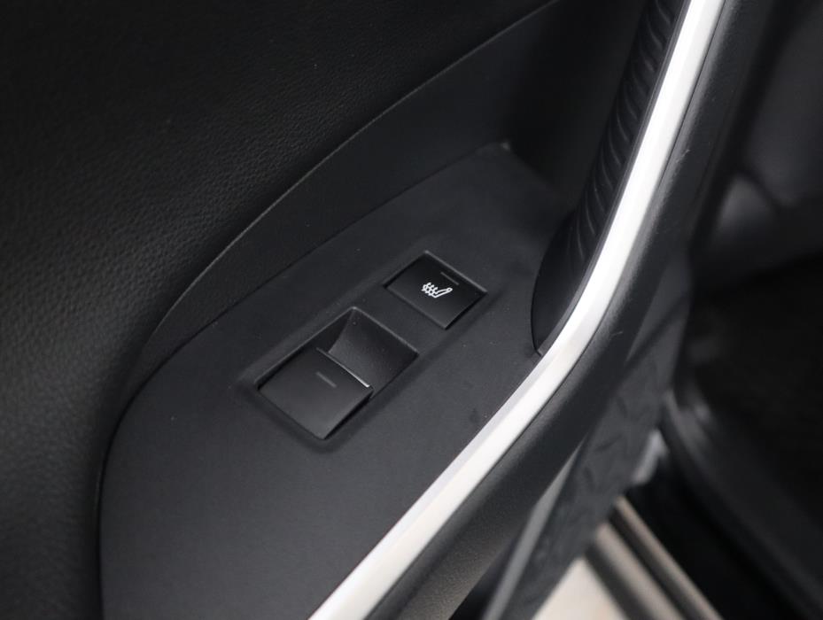 TOYOTA RAV4 Plug-in 2025