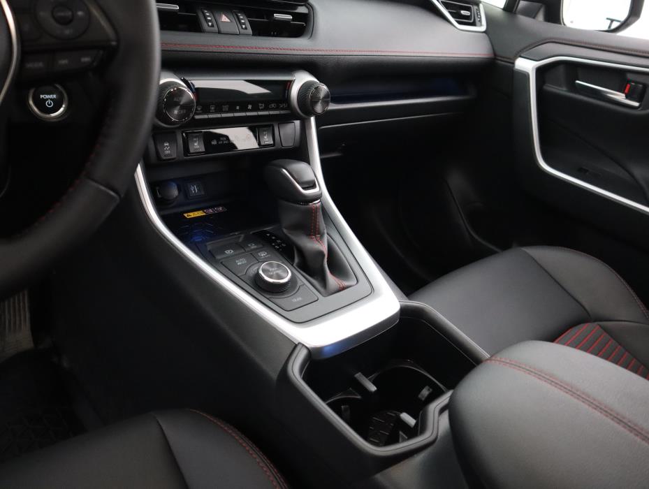 TOYOTA RAV4 Plug-in 2025