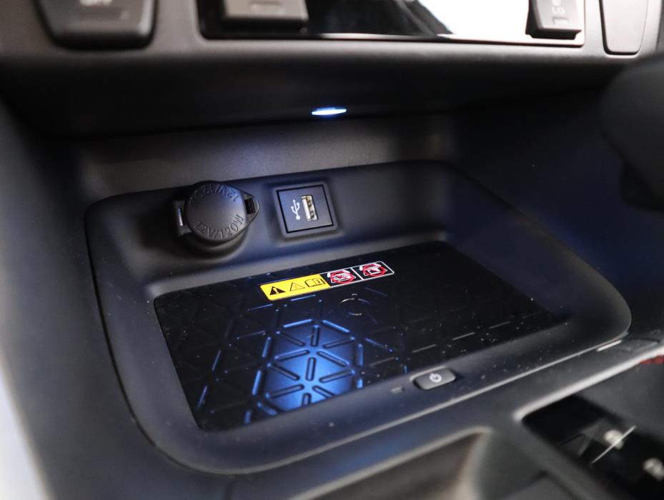 TOYOTA RAV4 Plug-in 2025