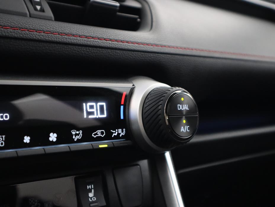 TOYOTA RAV4 Plug-in 2025