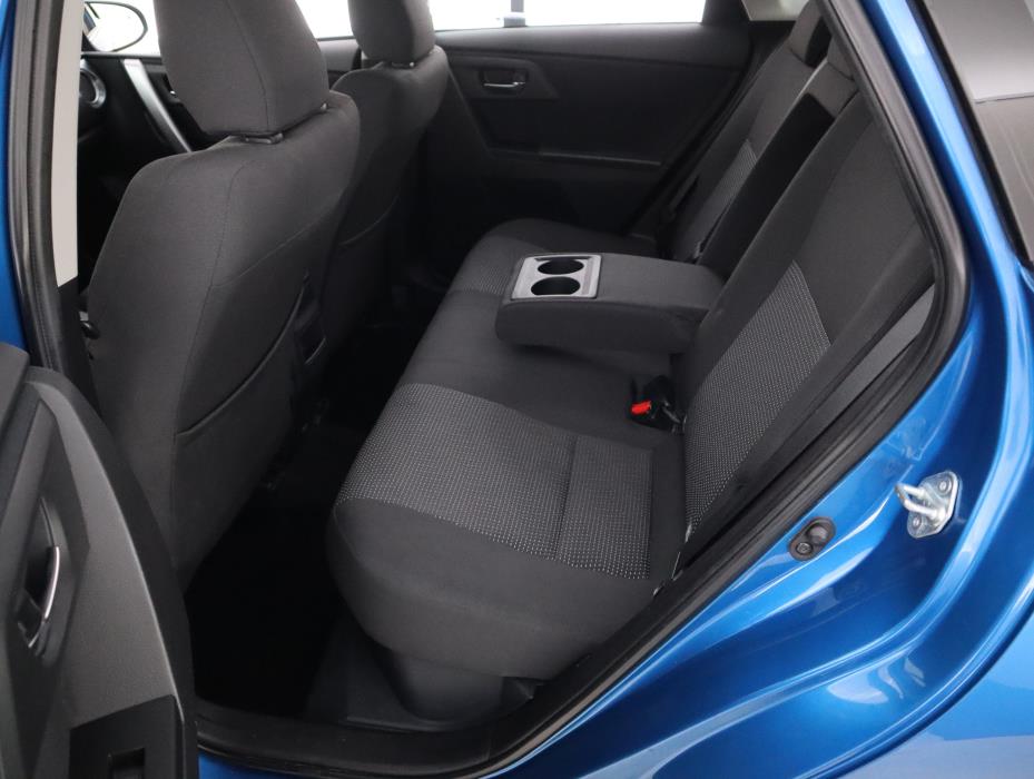 TOYOTA Auris 2013