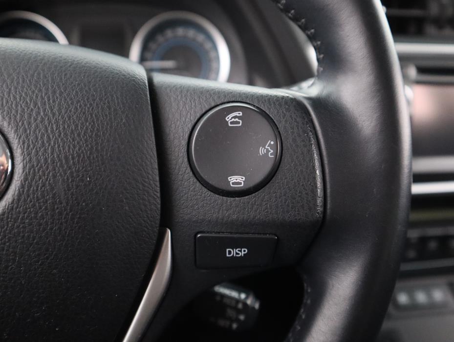TOYOTA Auris 2013