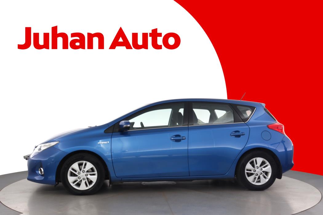 TOYOTA Auris 2013