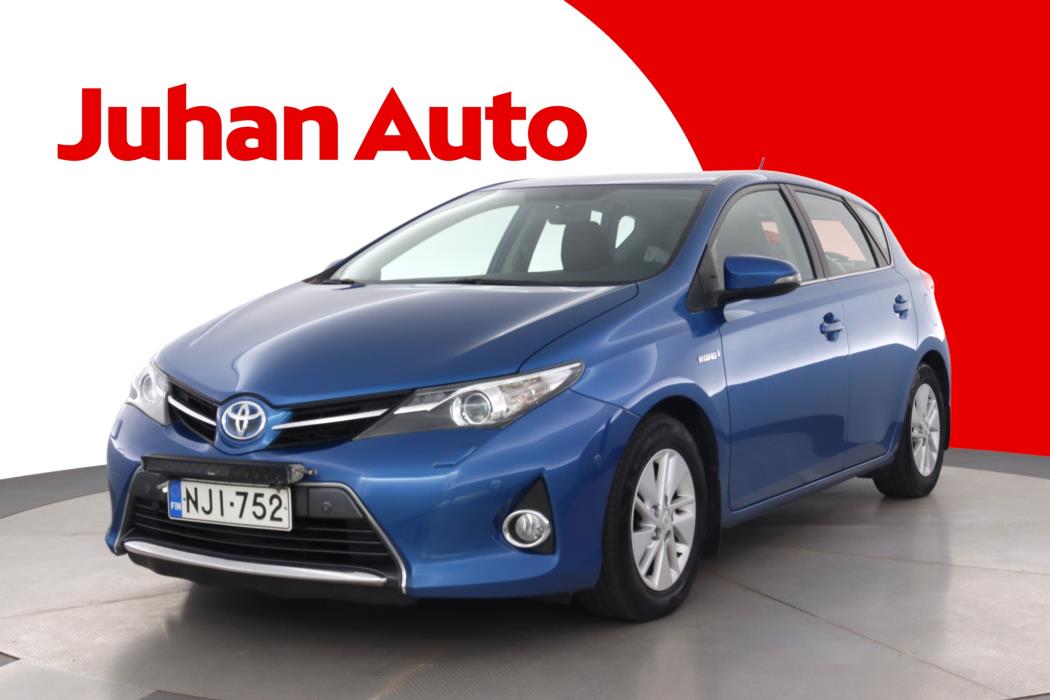 TOYOTA Auris 2013