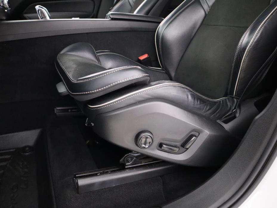 VOLVO XC60 2018