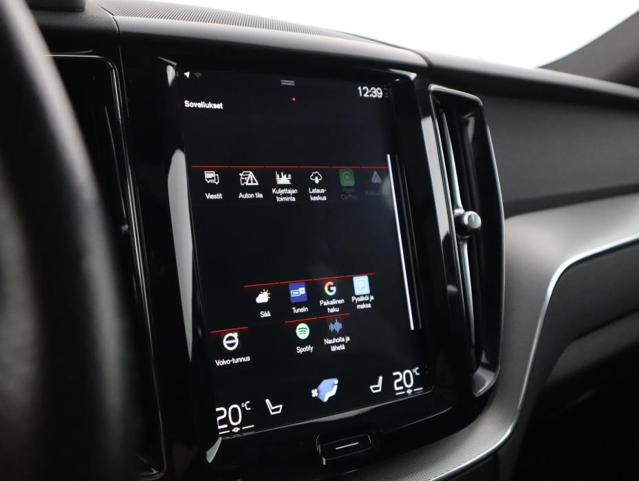 VOLVO XC60 2018