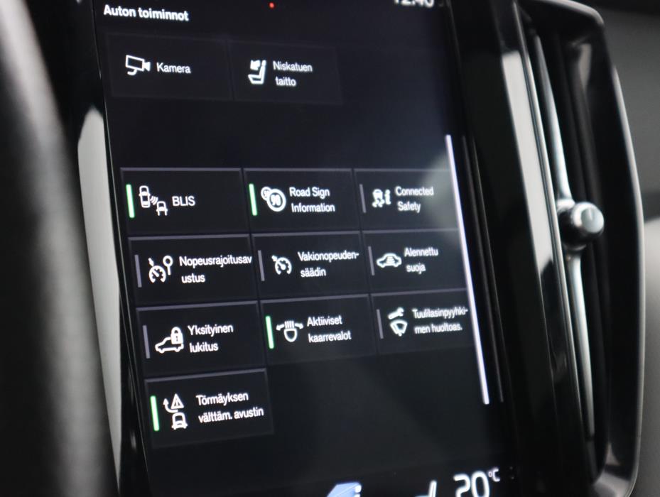 VOLVO XC60 2018
