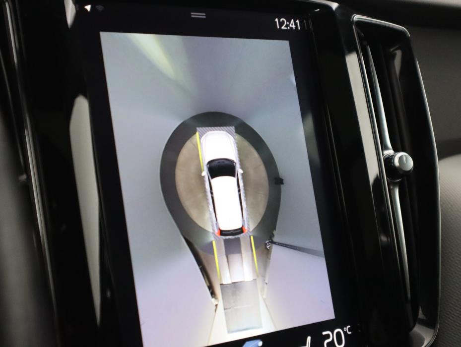 VOLVO XC60 2018