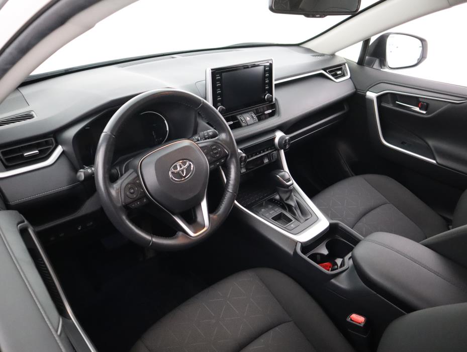 TOYOTA RAV4 2021