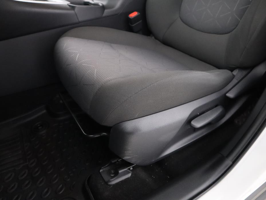 TOYOTA RAV4 2021