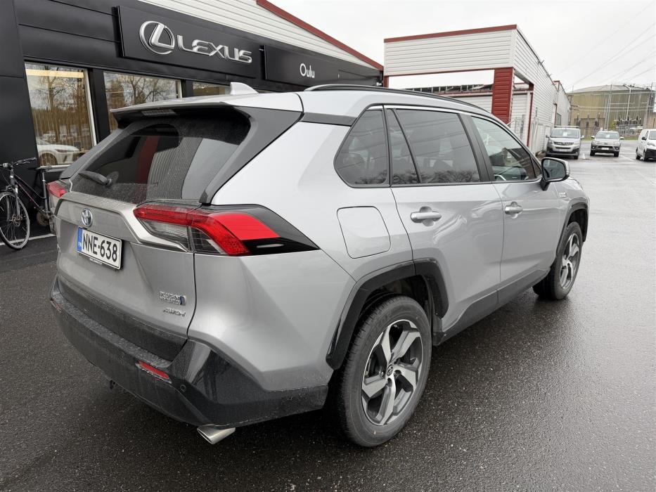 TOYOTA RAV4 Plug-in 2023