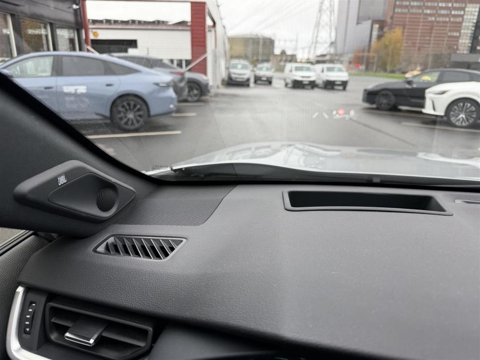 TOYOTA RAV4 Plug-in 2023