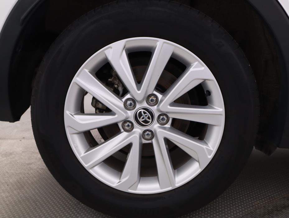 TOYOTA C-HR 2024