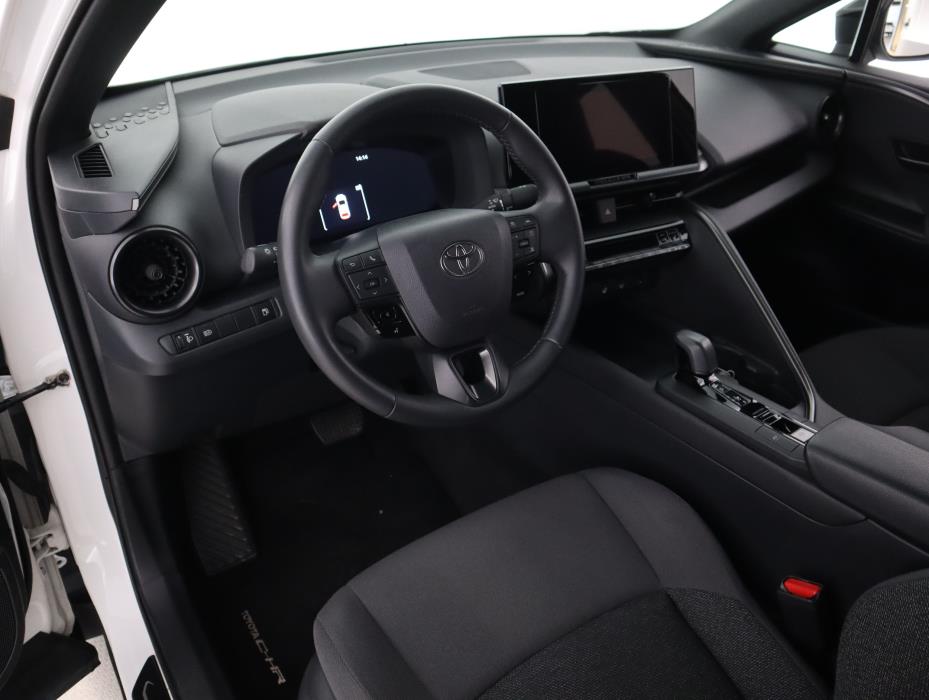 TOYOTA C-HR 2024
