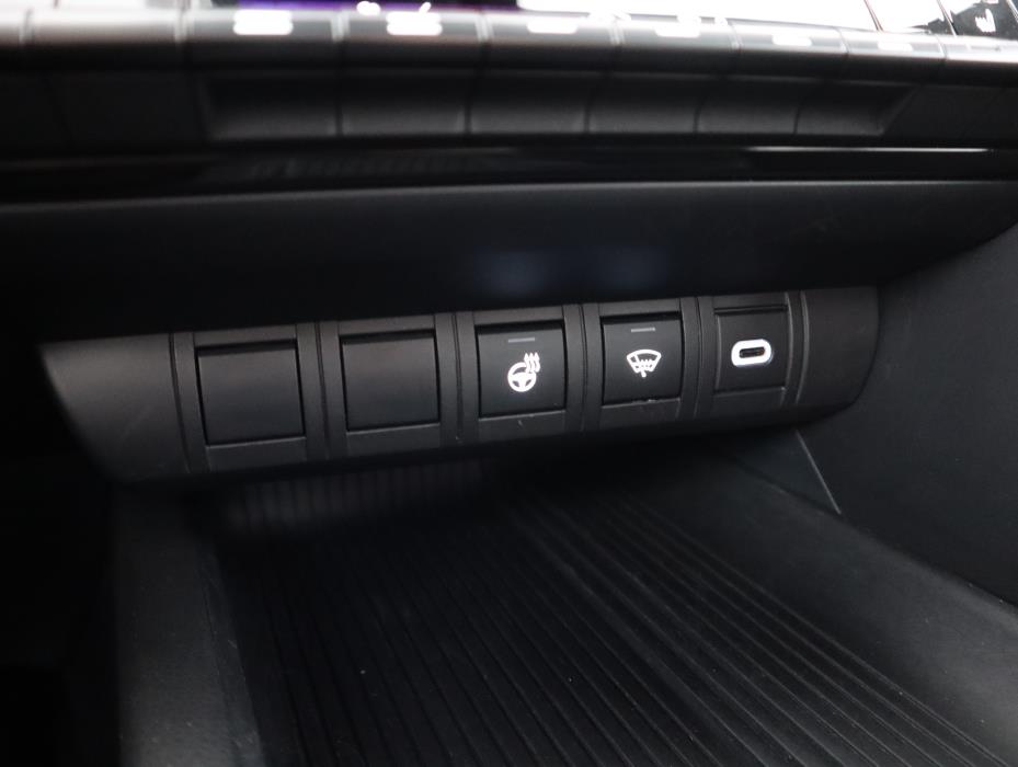 TOYOTA C-HR 2024