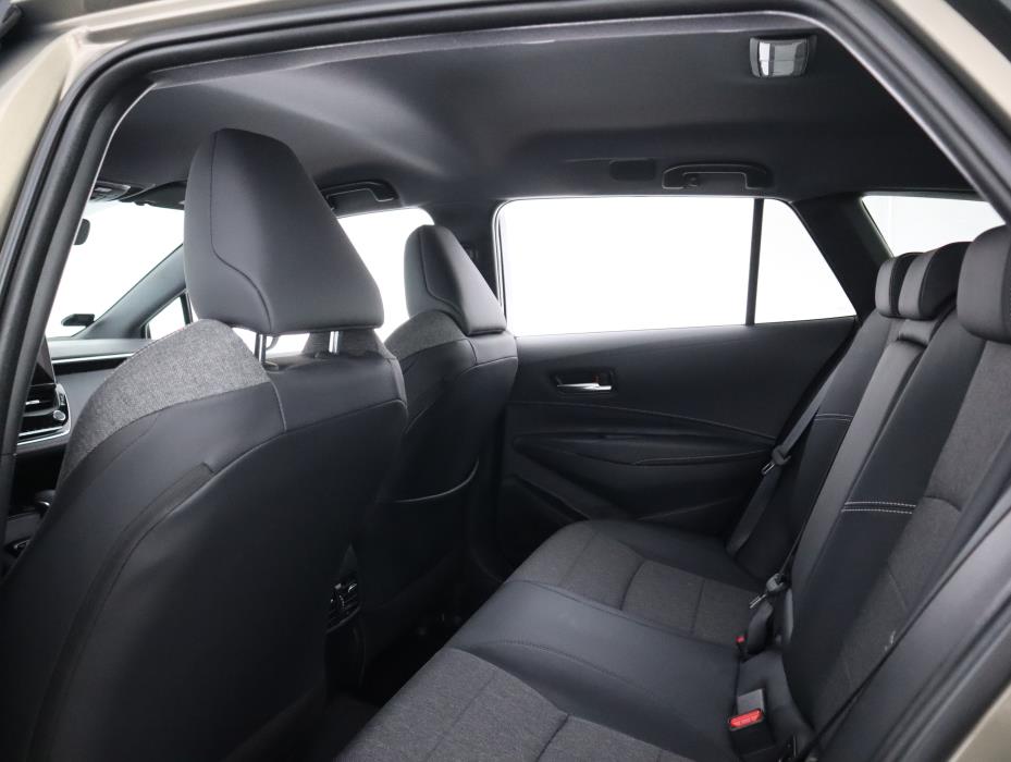 TOYOTA Corolla 2025