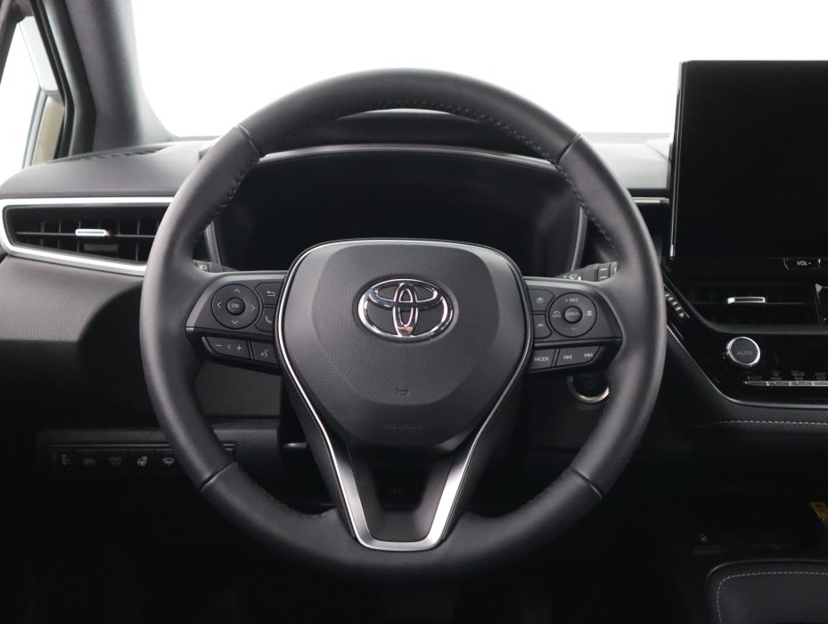 TOYOTA Corolla 2025