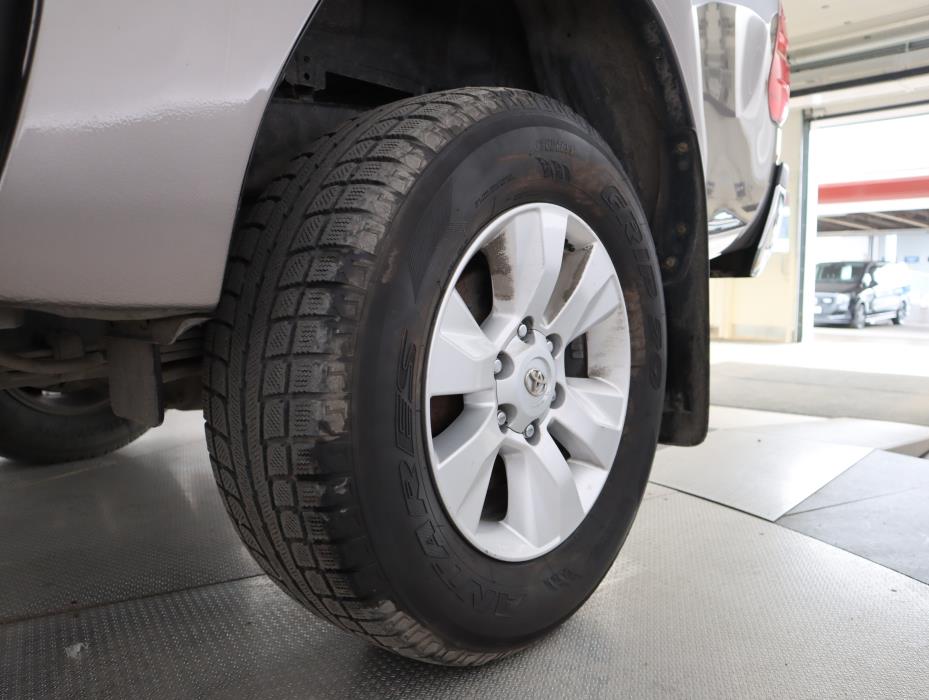 TOYOTA Hilux 2020