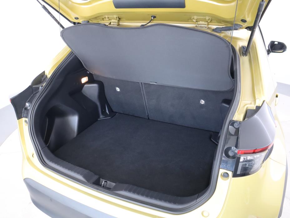 TOYOTA Yaris Cross 2021