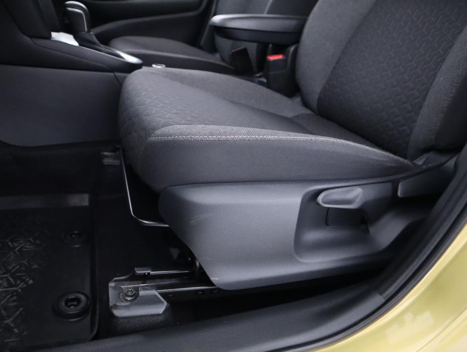 TOYOTA Yaris Cross 2021