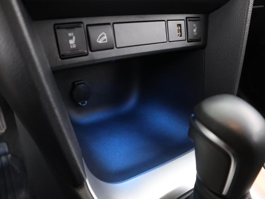TOYOTA Yaris Cross 2021