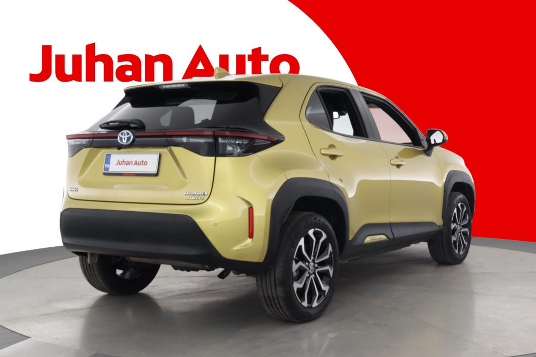TOYOTA Yaris Cross 2021