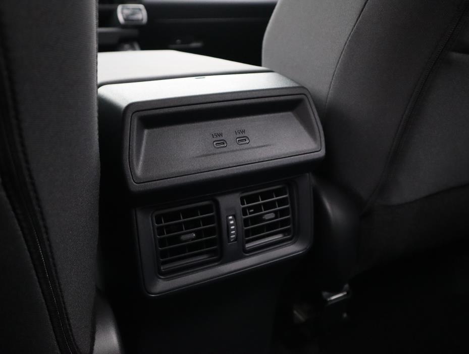 TOYOTA RAV4 2026