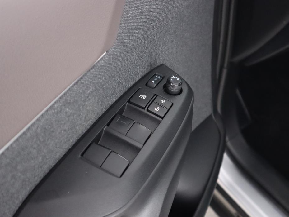 TOYOTA Yaris Cross 2022