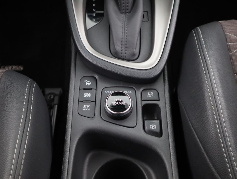 TOYOTA Yaris Cross 2022