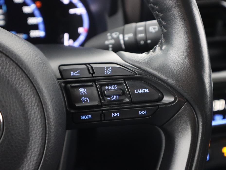 TOYOTA Yaris Cross 2022