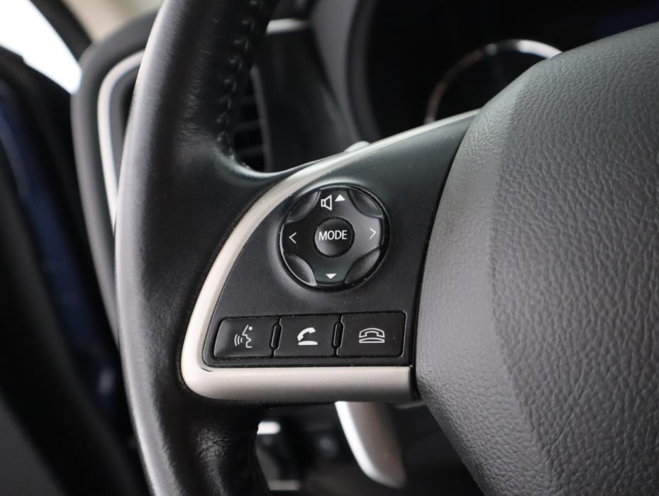 MITSUBISHI OUTLANDER 2015