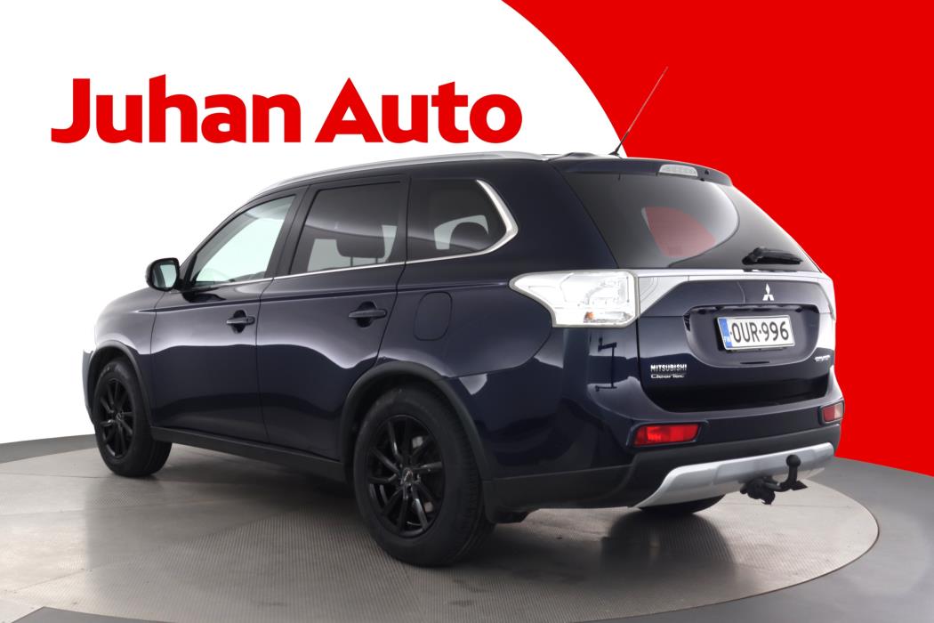 MITSUBISHI OUTLANDER 2015