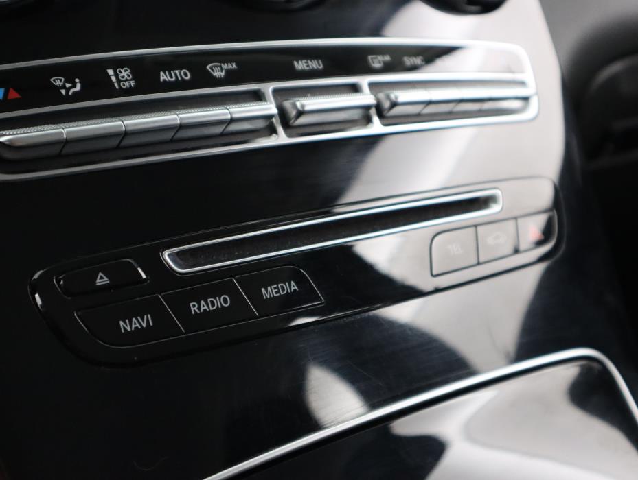 MERCEDES-BENZ GLC 2015