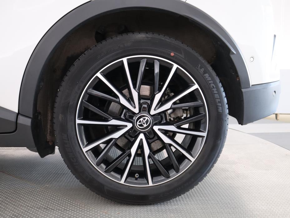 TOYOTA C-HR 2018