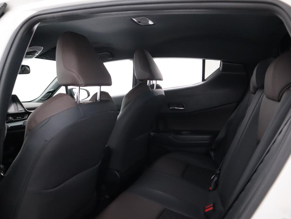 TOYOTA C-HR 2018