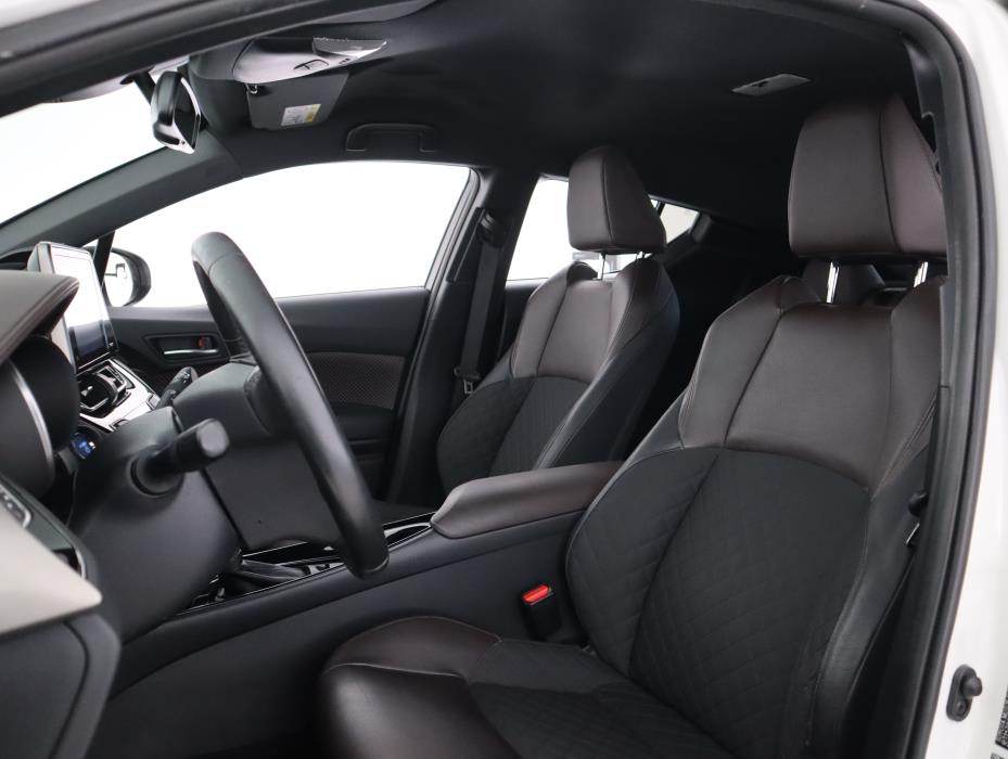 TOYOTA C-HR 2018