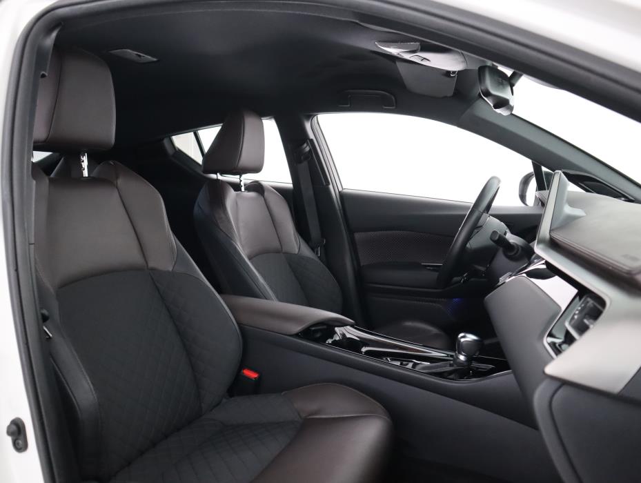 TOYOTA C-HR 2018