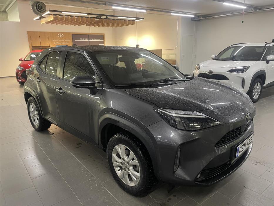 TOYOTA Yaris Cross 2023