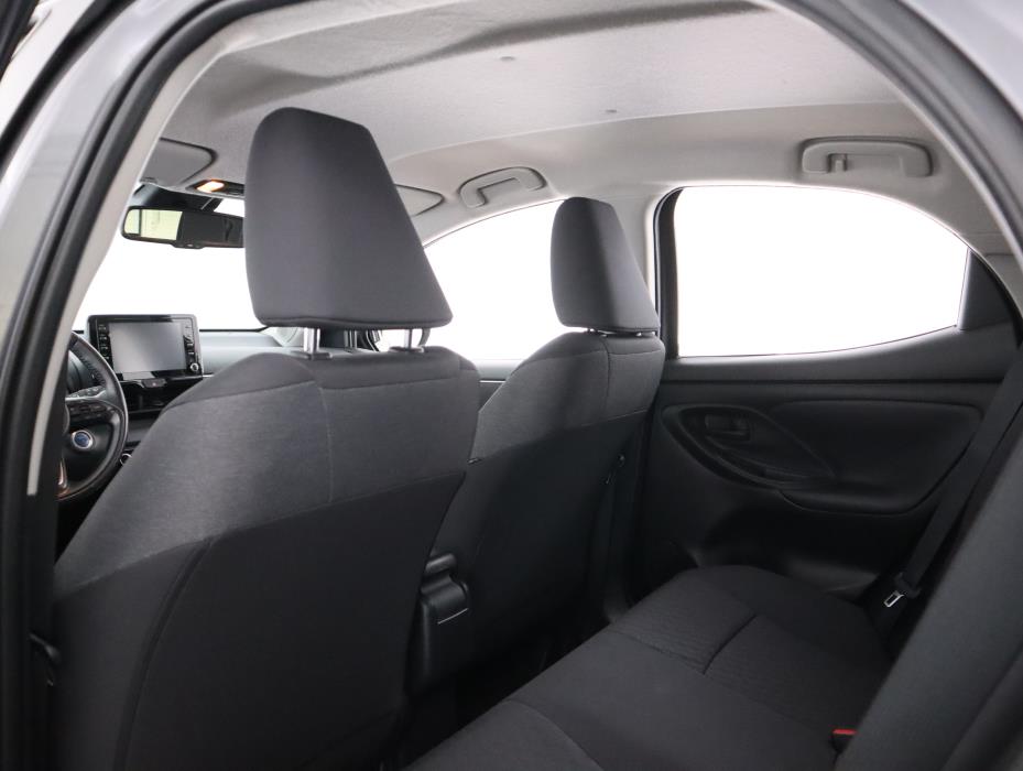 TOYOTA Yaris 2023