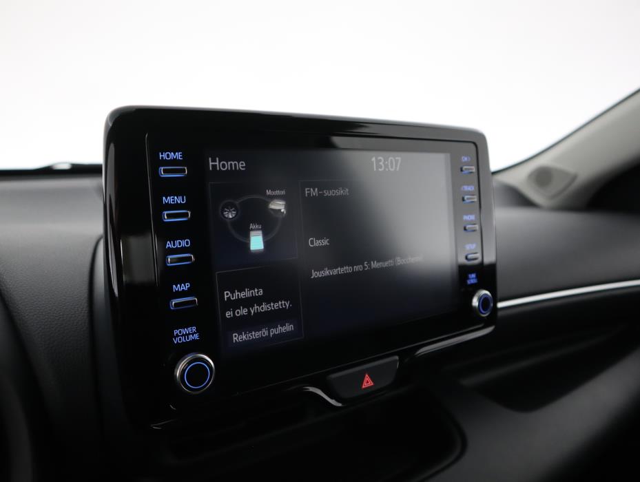 TOYOTA Yaris 2023