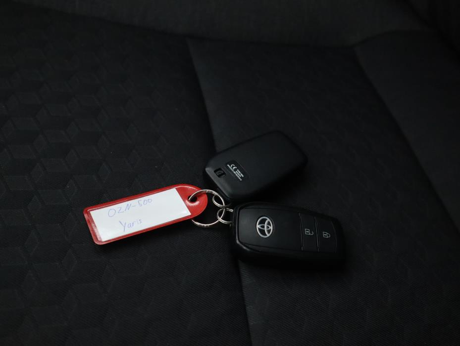 TOYOTA Yaris 2023