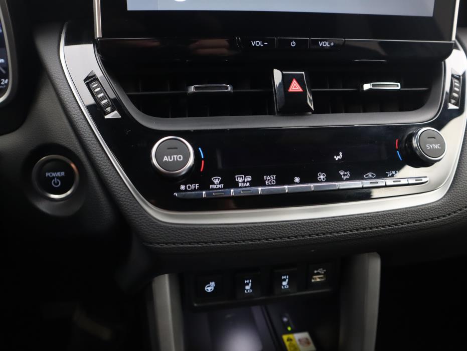 TOYOTA Corolla Cross 2023