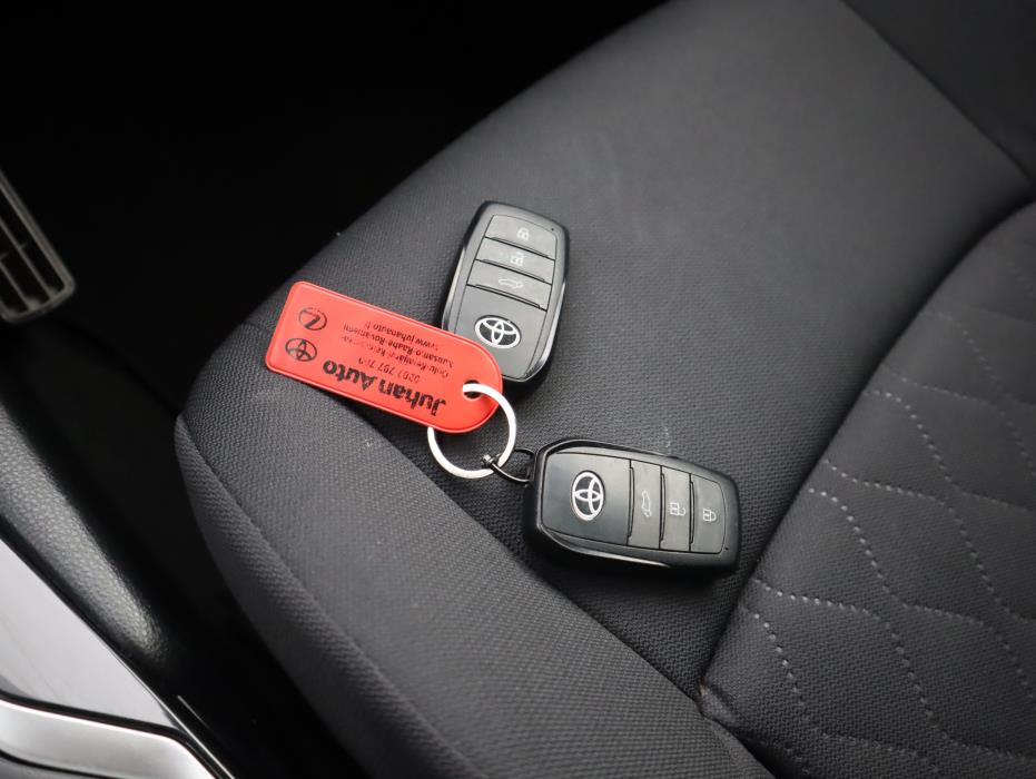 TOYOTA Corolla Cross 2023