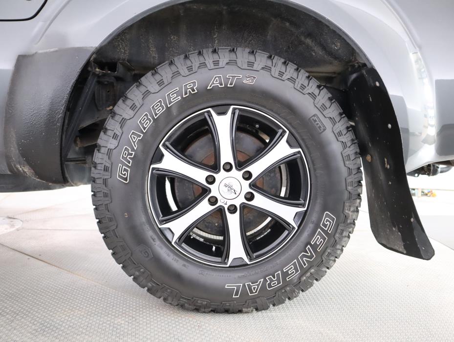 NISSAN NAVARA 2014