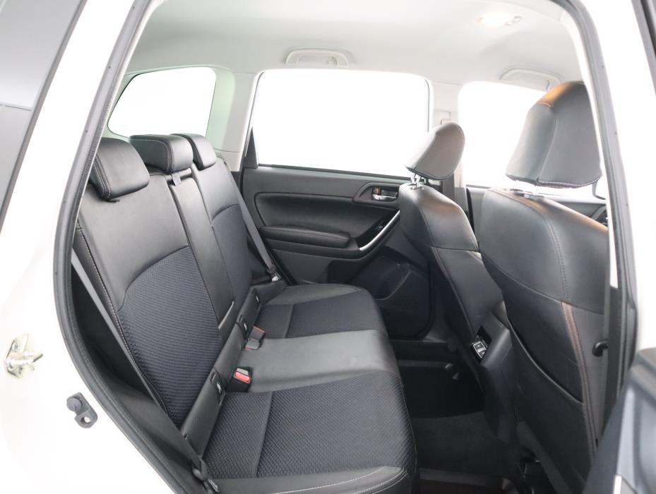 SUBARU FORESTER 2019